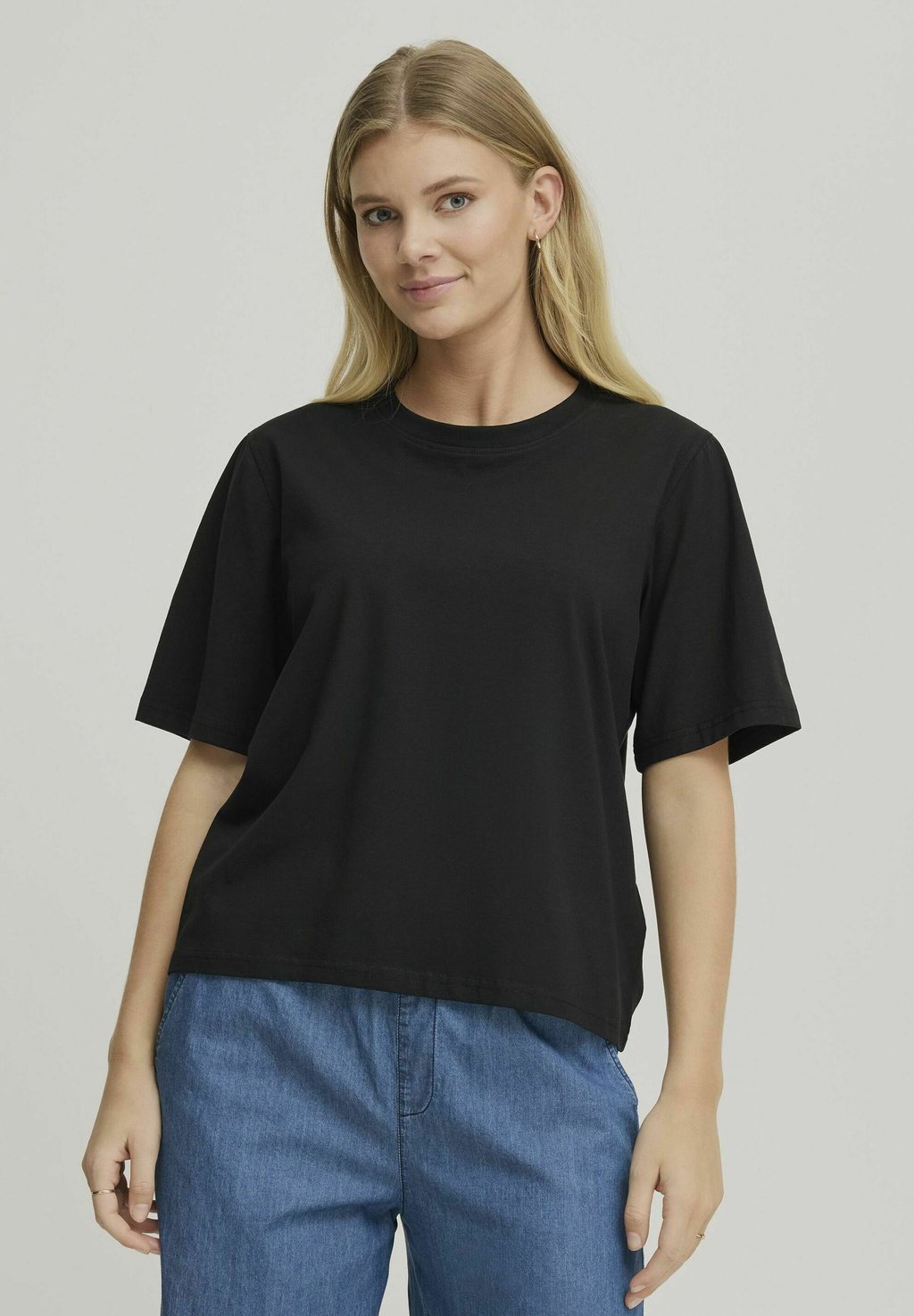 Базовая футболка FRZASHOULDER Fransa, черный
Базовая футболка FRZASHOULDER Fransa, черный