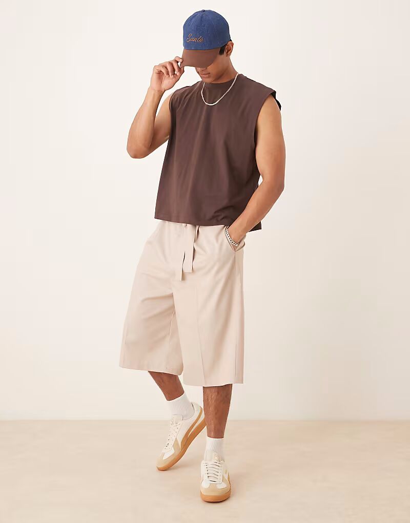 Шорты-бермуды свободного кроя с поясом ASOS DESIGN бежевого цвета
Шорты-бермуды свободного кроя с поясом ASOS DESIGN бежевого цвета