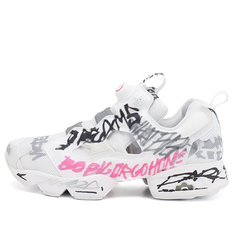Беговые кроссовки Reebok Scribbled Instapump Fury x Vetements
Беговые кроссовки Reebok Scribbled Instapump Fury x Vetements