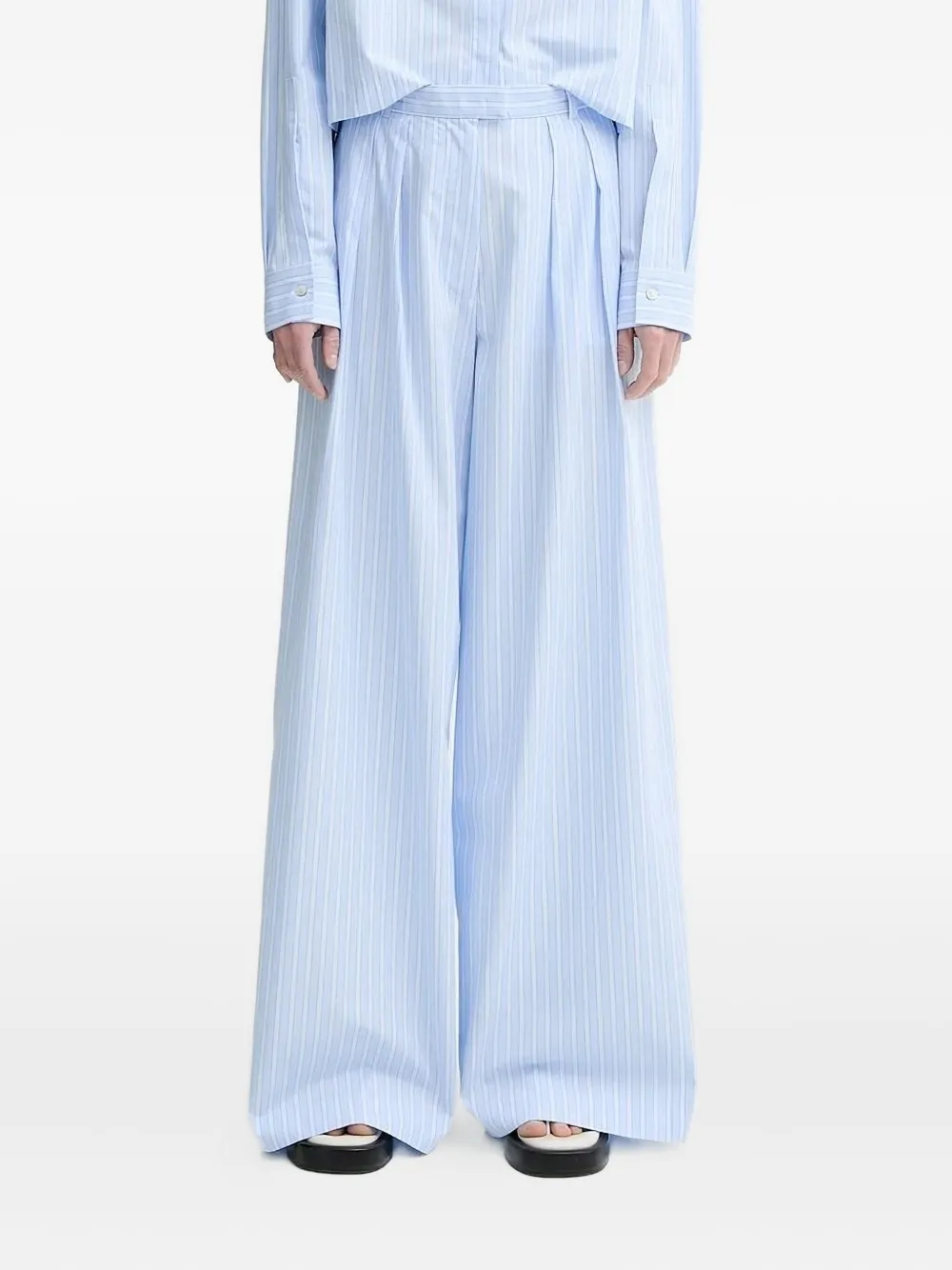 Брюки в тонкую полоску Won Hundred, синий
Брюки в тонкую полоску Won Hundred, синий