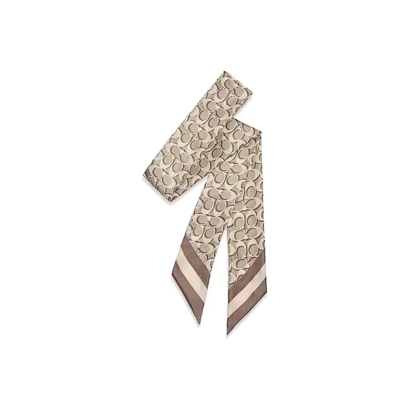 Женский шелковый шарф COACH
Женский шелковый шарф COACH