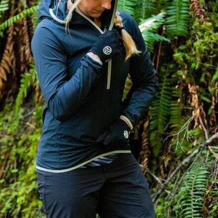 Куртка «Чинук 2» женская Sombrio, черный
Куртка «Чинук 2» женская Sombrio, черный