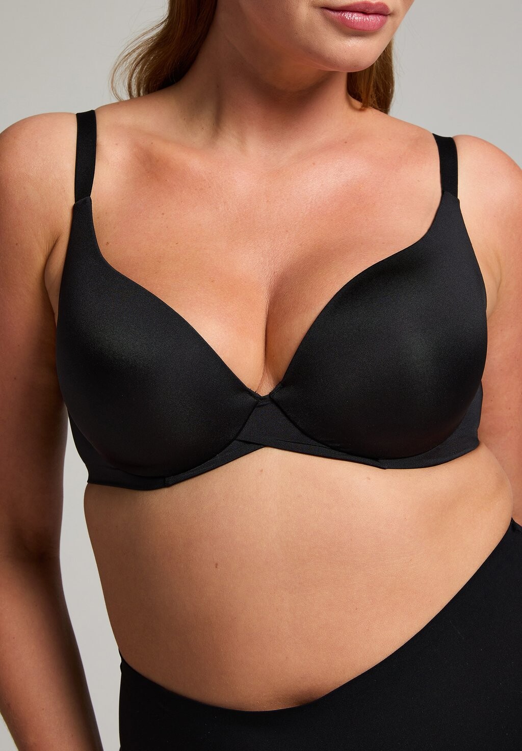 Бюстгальтер-майка Smooth Padded Hunkemöller, черный
Бюстгальтер-майка Smooth Padded Hunkemöller, черный