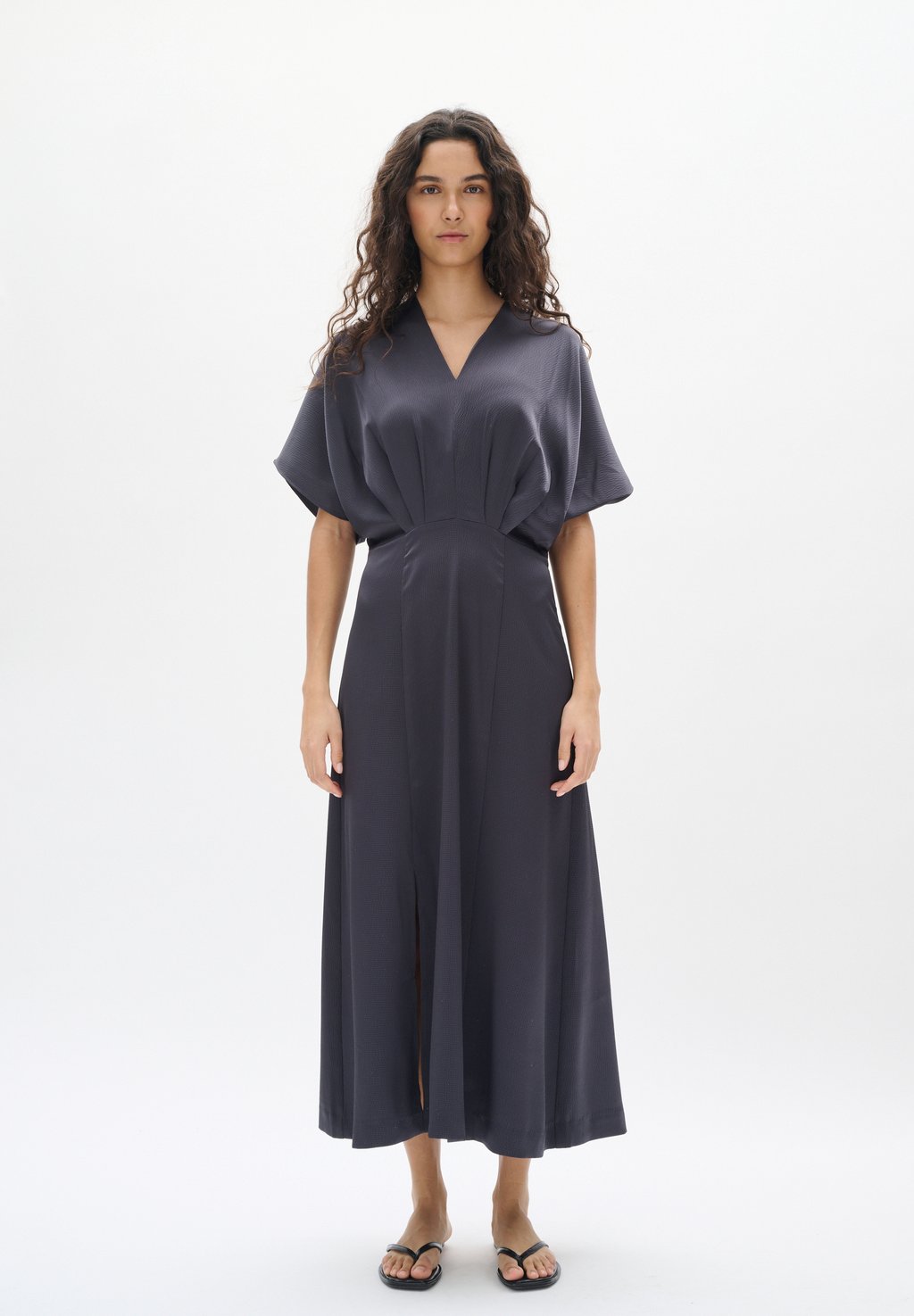 Платье макси SUZKY InWear, темно-серый
Платье макси SUZKY InWear, темно-серый