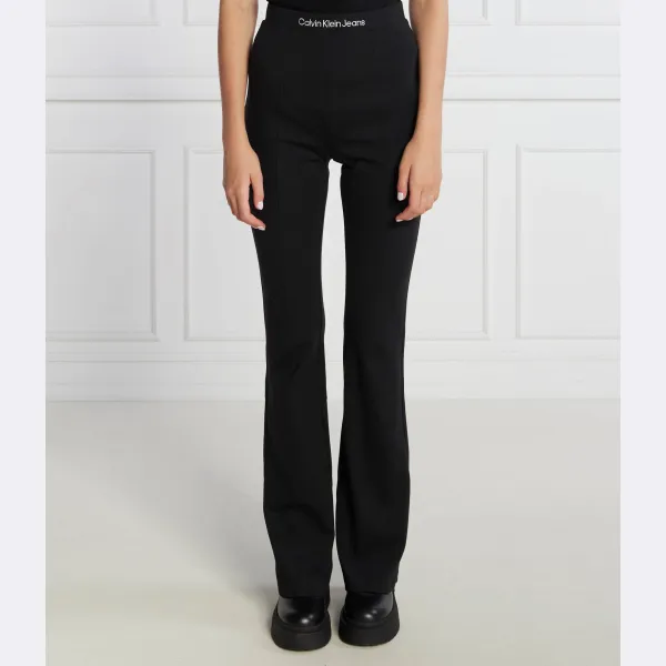 Брюки Milan классического кроя Calvin Klein, черный
Брюки Milan классического кроя Calvin Klein, черный