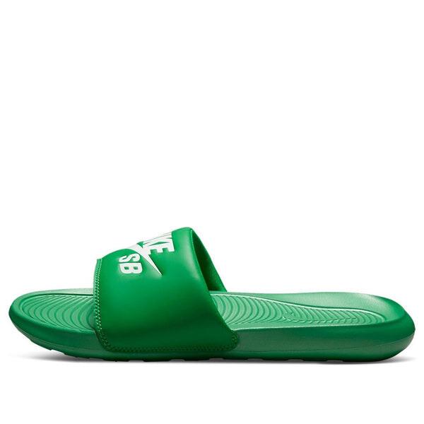 Тапочки victori one slide 'lucky green' Nike, зеленый
Тапочки victori one slide 'lucky green' Nike, зеленый