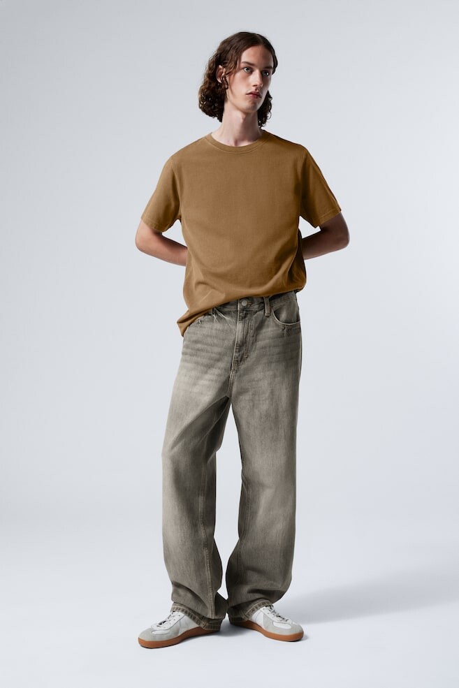 Свободные джинсы галактика Weekday, серый
Свободные джинсы галактика Weekday, серый