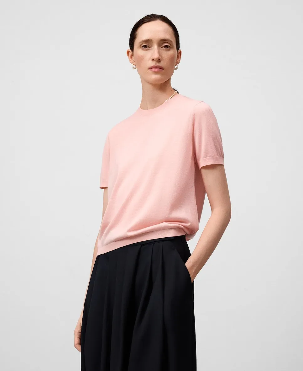 Женский джемпер с коротким рукавом из мериносовой шерсти Adolfo Dominguez, светло-розовый
Женский джемпер с коротким рукавом из мериносовой шерсти Adolfo Dominguez, светло-розовый