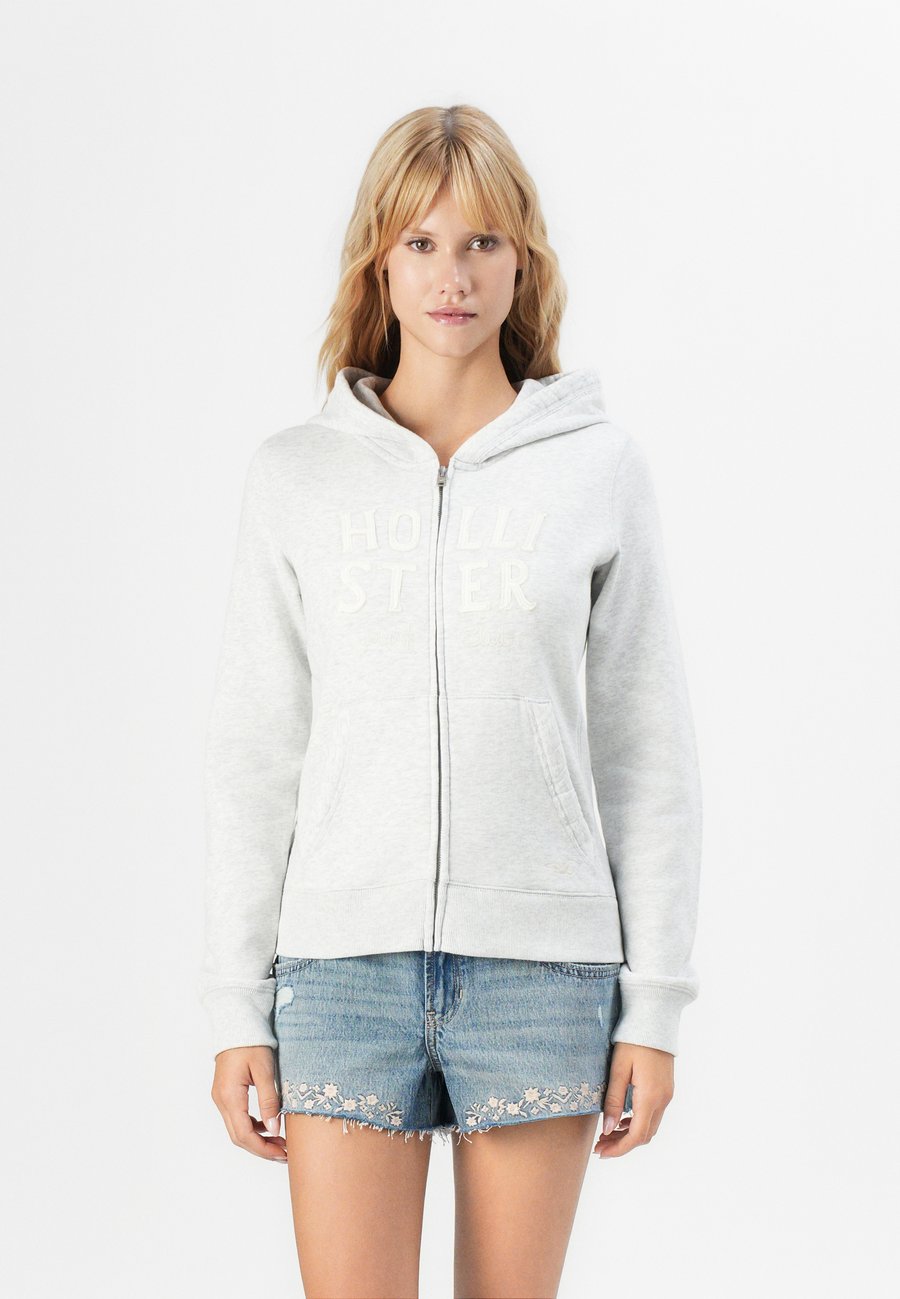 Толстовка Hollister Co. Y2K TREND DROP, Grey
Толстовка Hollister Co. Y2K TREND DROP, Grey