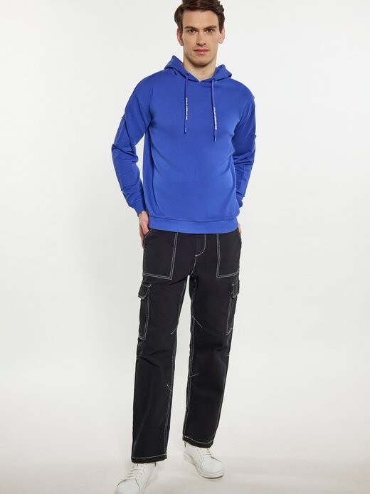 Фуфайка Mo, синий
Фуфайка Mo, синий