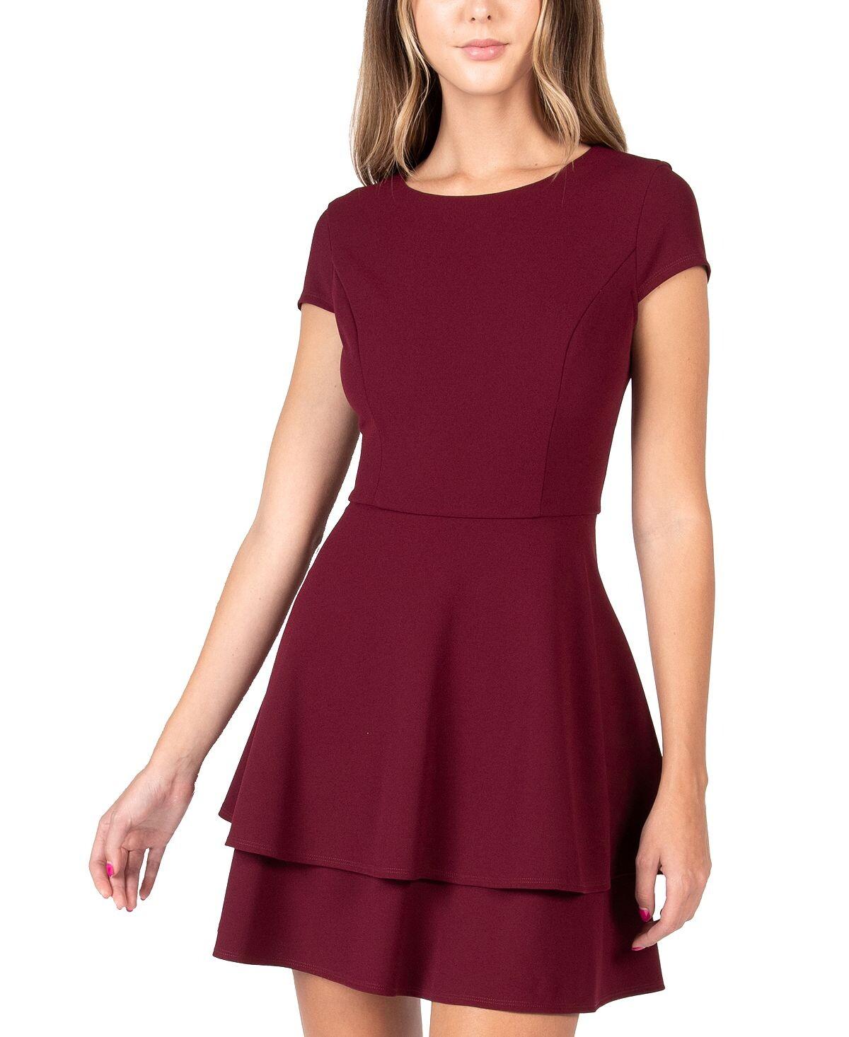 Платье трапециевидного силуэта с завязками на спине для юниоров B Darlin
Платье трапециевидного силуэта с завязками на спине для юниоров B Darlin