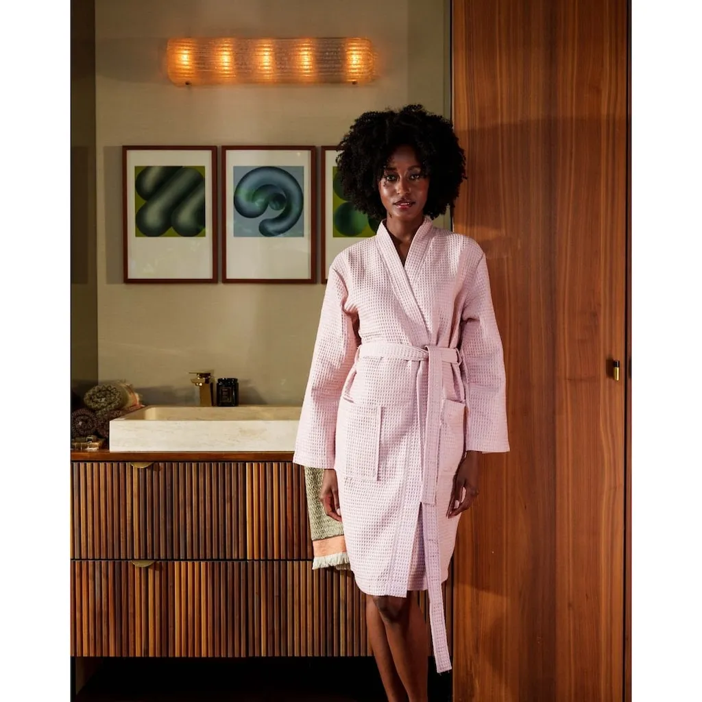 Халат Гейша из высококачественного вафельного пикé Kayori, Rosa
Халат Гейша из высококачественного вафельного пикé Kayori, Rosa