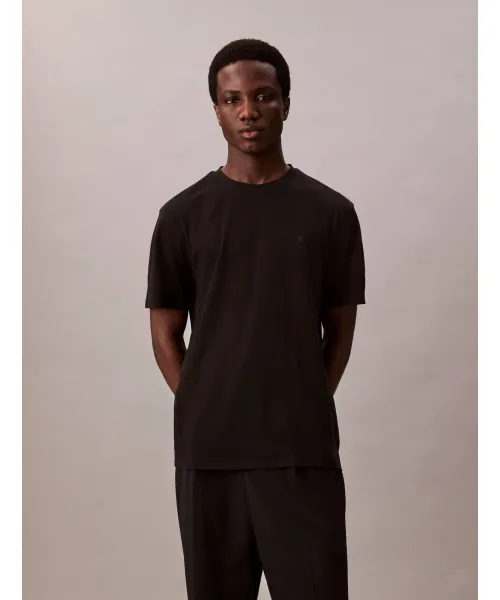 Футболка Classic fit Calvin Klein, черный
Футболка Classic fit Calvin Klein, черный