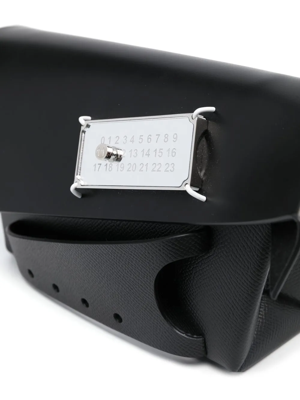 Сумка на плечо Snatched MAISON MARGIELA, черный 
Сумка на плечо Snatched MAISON MARGIELA, черный