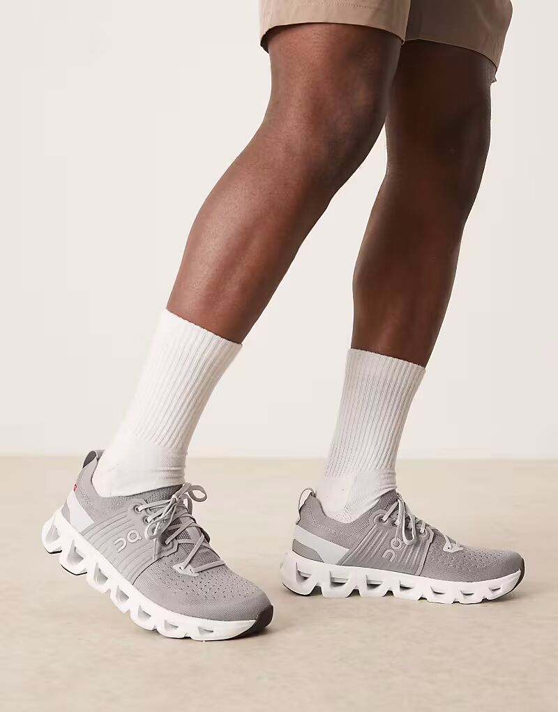 Кроссовки для бега Cloudswift 4 серого цвета On Running
Кроссовки для бега Cloudswift 4 серого цвета On Running