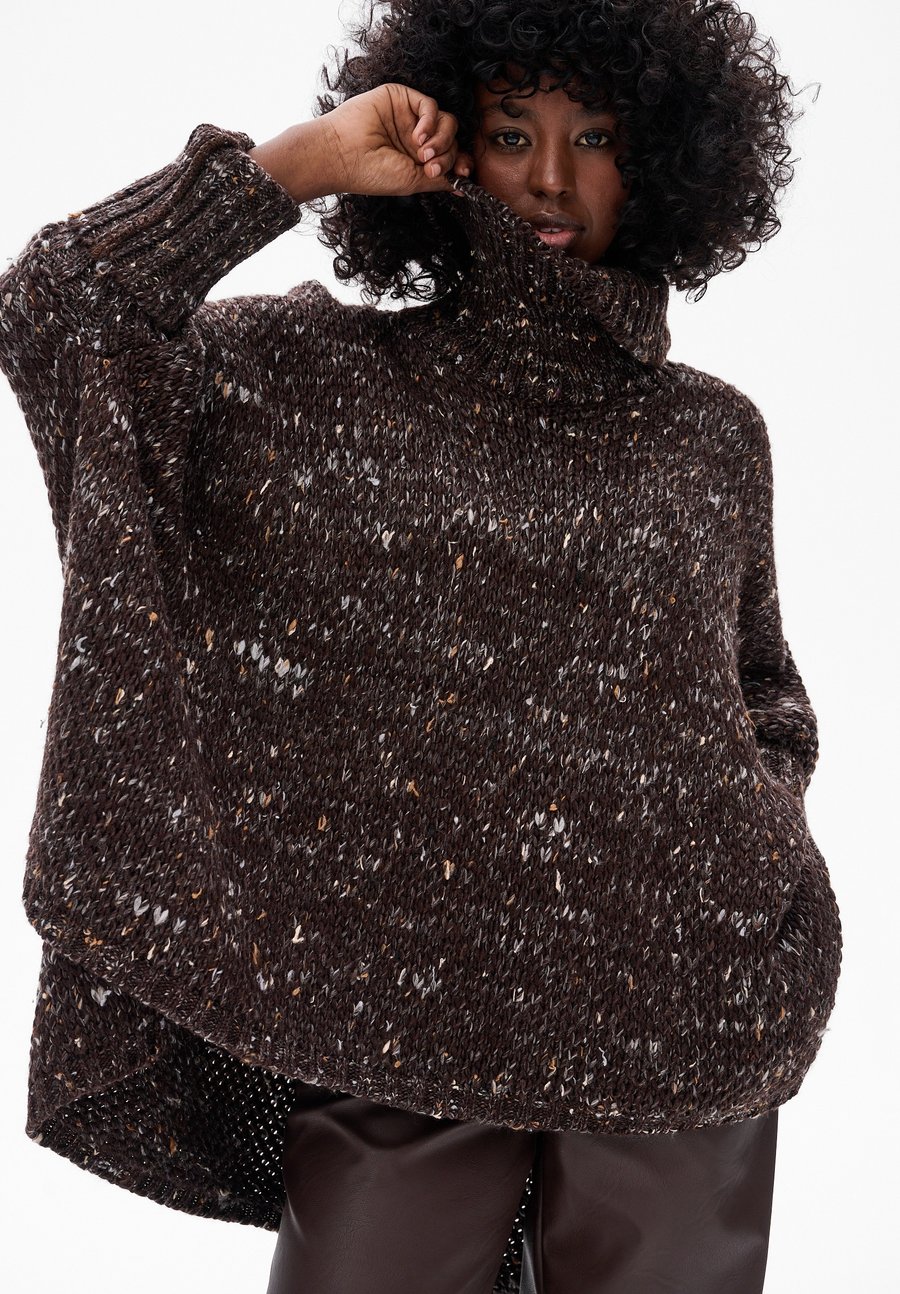 Джемпер blue shadow TRIS, Brown
Джемпер blue shadow TRIS, Brown