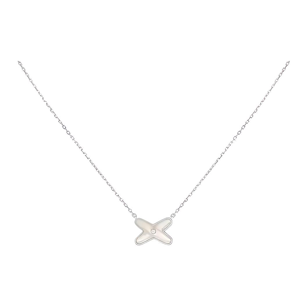 Chaumet 18K White Gold украшенный стразами кулон для женщин Silver
Chaumet 18K White Gold украшенный стразами кулон для женщин Silver