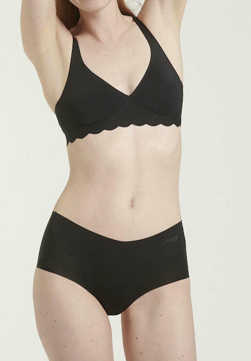 Трусы 4 PACK LEICHT UNSICHTBAR S Sloggi, черный
Трусы 4 PACK LEICHT UNSICHTBAR S Sloggi, черный