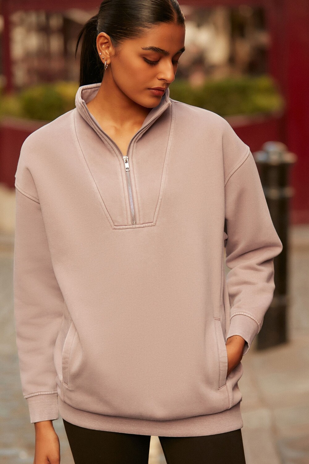 Свободный крой, удлиненный свитшот с застежкой молнией на воротнике Next, розовый
Свободный крой, удлиненный свитшот с застежкой молнией на воротнике Next, розовый