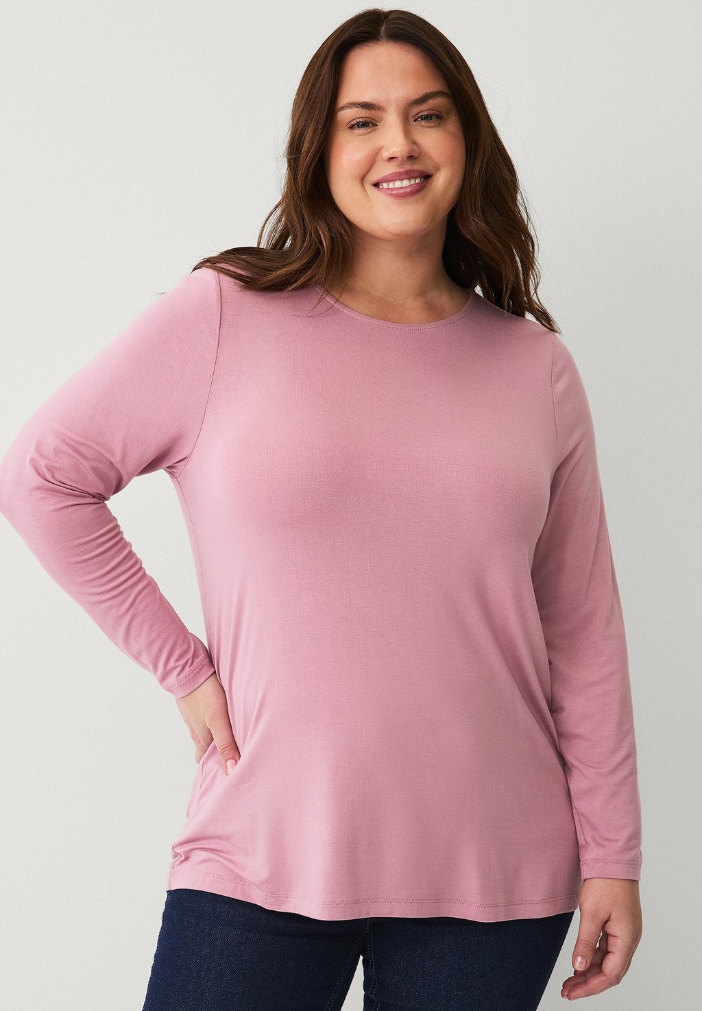 Топ с длинными рукавами SOFT Ellos Plus collection, светло-красный 
Топ с длинными рукавами SOFT Ellos Plus collection, светло-красный