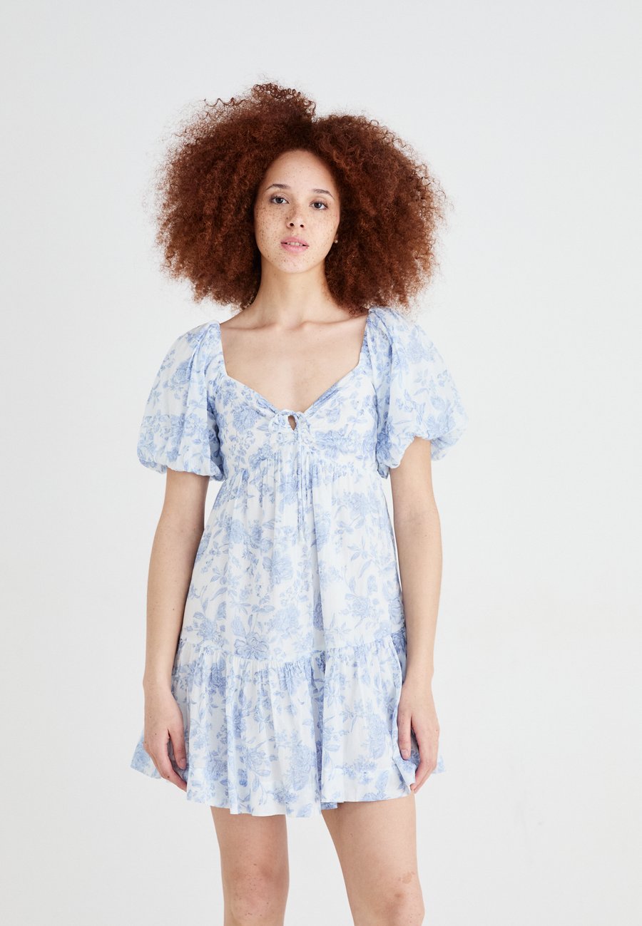 Платье Gina Tricot PUFF SLEEVE DRESS, Blue
Платье Gina Tricot PUFF SLEEVE DRESS, Blue