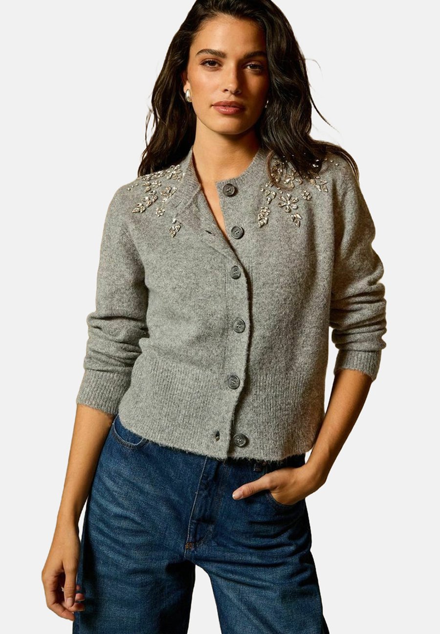 Кардиган New Look DIAMANTE FLORAL EMBELLISHED, Grey
Кардиган New Look DIAMANTE FLORAL EMBELLISHED, Grey