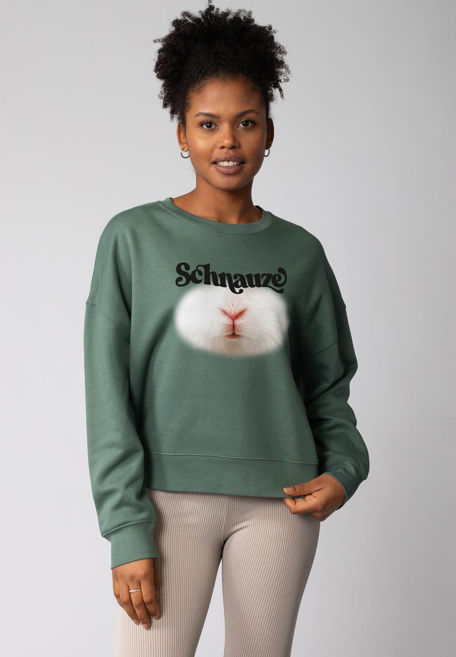 Толстовка watapparel SCHNAUZE, Green Bay/Dark Green
Толстовка watapparel SCHNAUZE, Green Bay/Dark Green