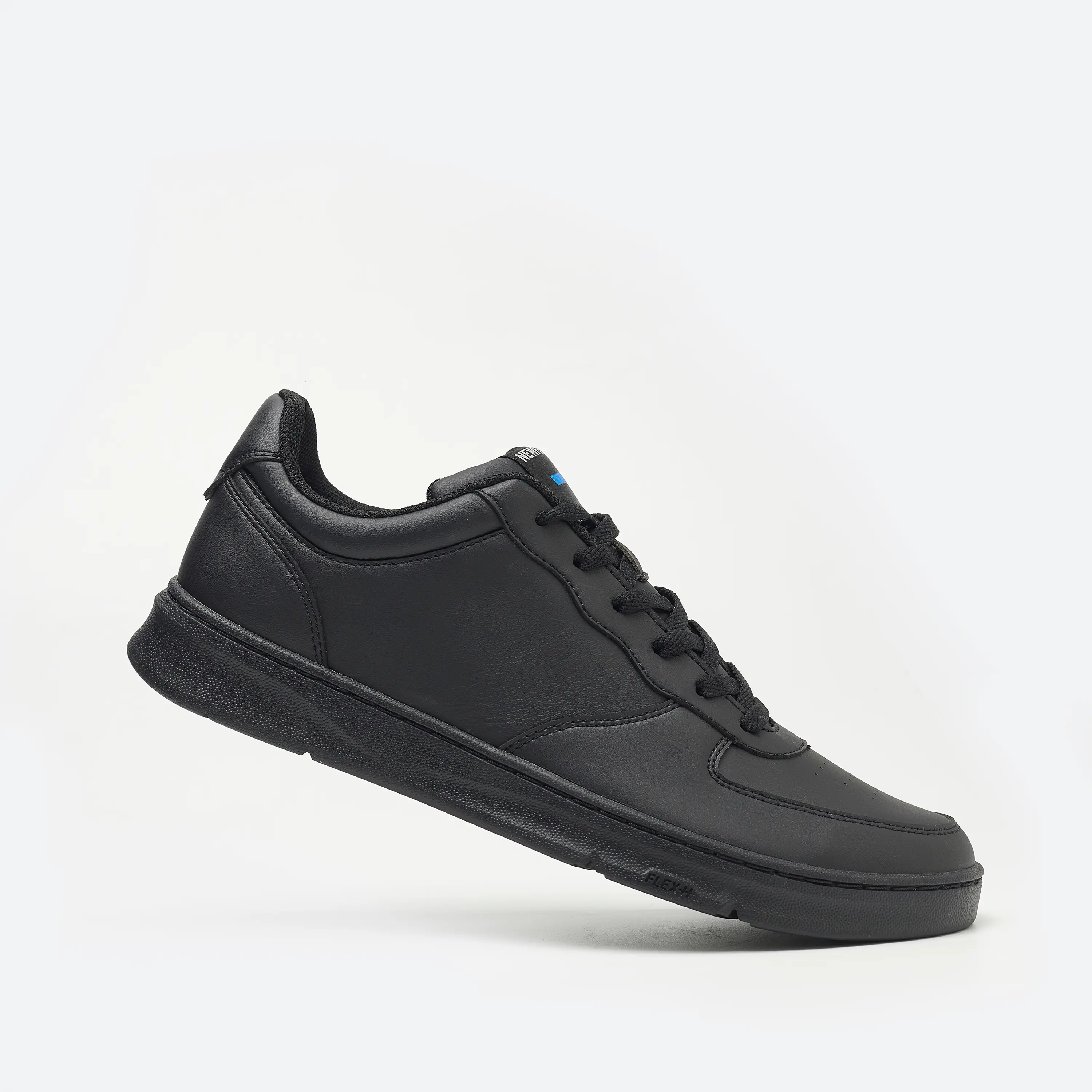 Мужские городские кеды Decathlon ActiveWalk Protect
Мужские городские кеды Decathlon ActiveWalk Protect