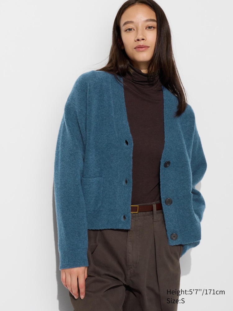 Мягкий кардиган V-образным вырезом UNIQLO, синий
Мягкий кардиган V-образным вырезом UNIQLO, синий