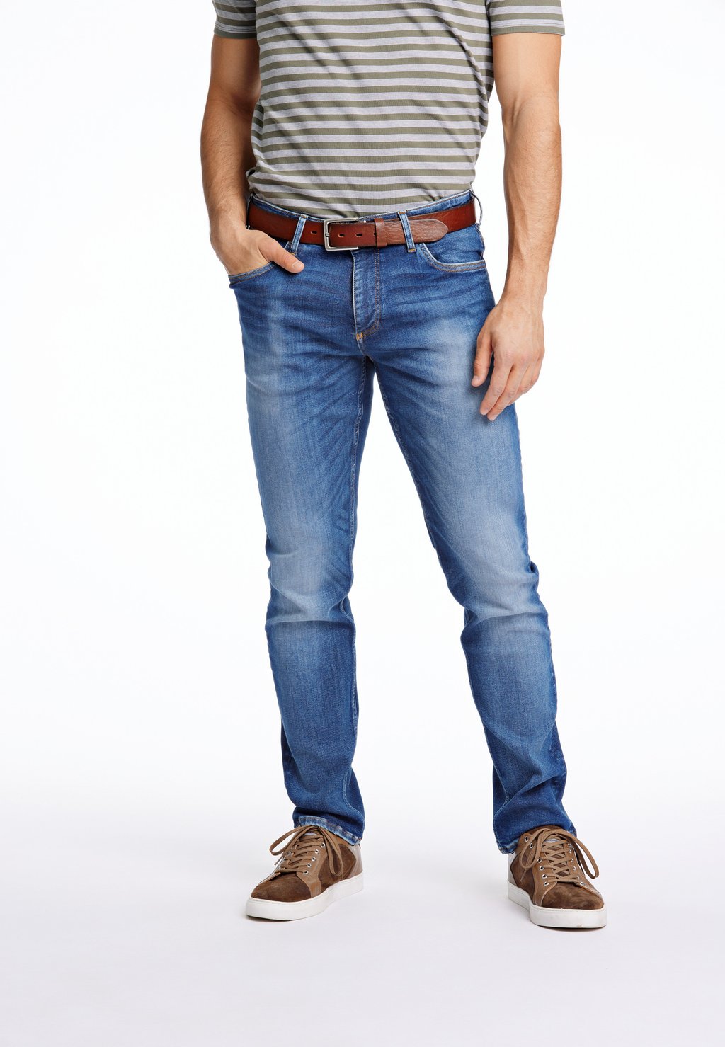 Джинсы прямого кроя SUPERFLEX Lindbergh, темно-синий
Джинсы прямого кроя SUPERFLEX Lindbergh, темно-синий