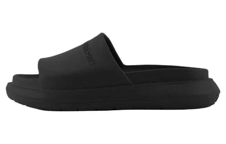 Слайды Logo Embossed Slip On EMPORIO ARMANI, черный
Слайды Logo Embossed Slip On EMPORIO ARMANI, черный