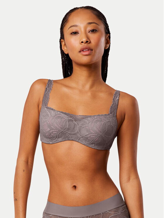 Бюстгальтер на косточках Triumph, серый
Бюстгальтер на косточках Triumph, серый