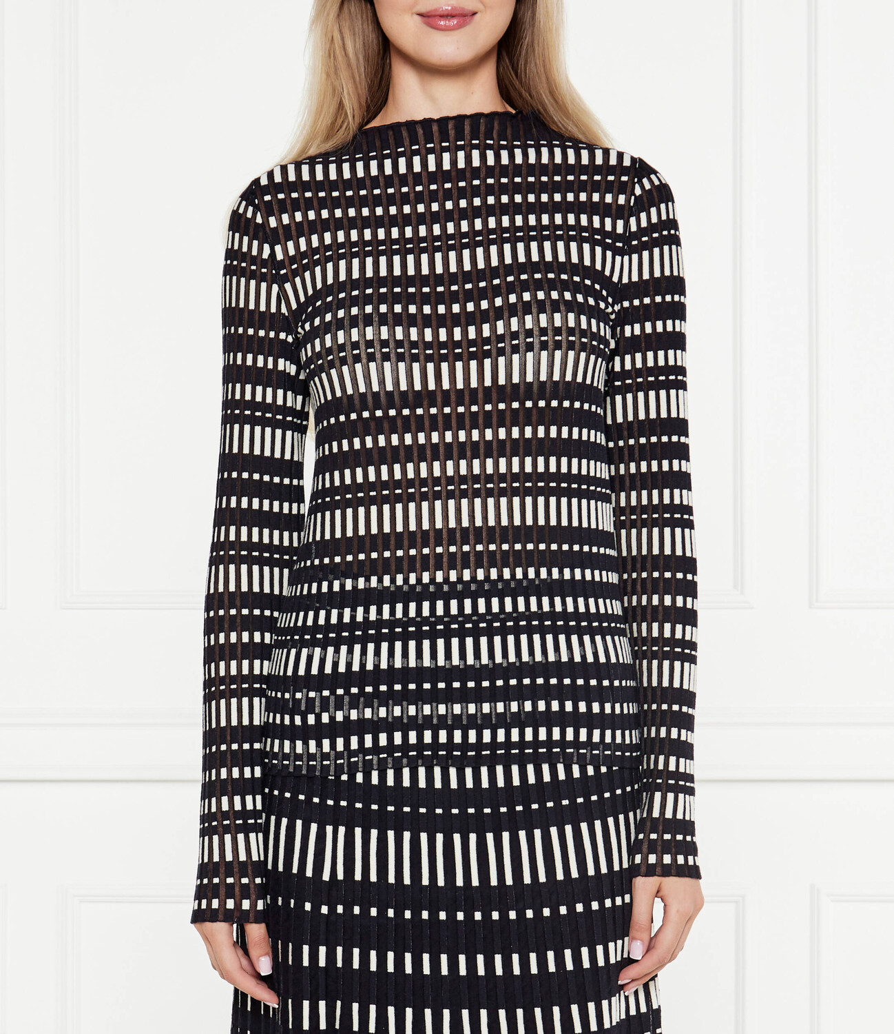 Блуза Marc Cain Slim Fit, темно-синий
Блуза Marc Cain Slim Fit, темно-синий