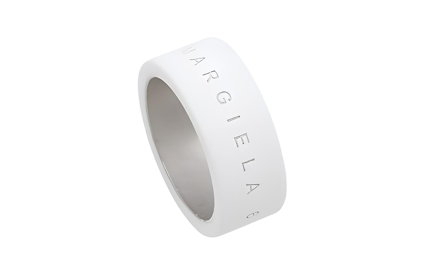 MM6 Maison Margiela Латунные кольца для женщин белые
MM6 Maison Margiela Латунные кольца для женщин белые