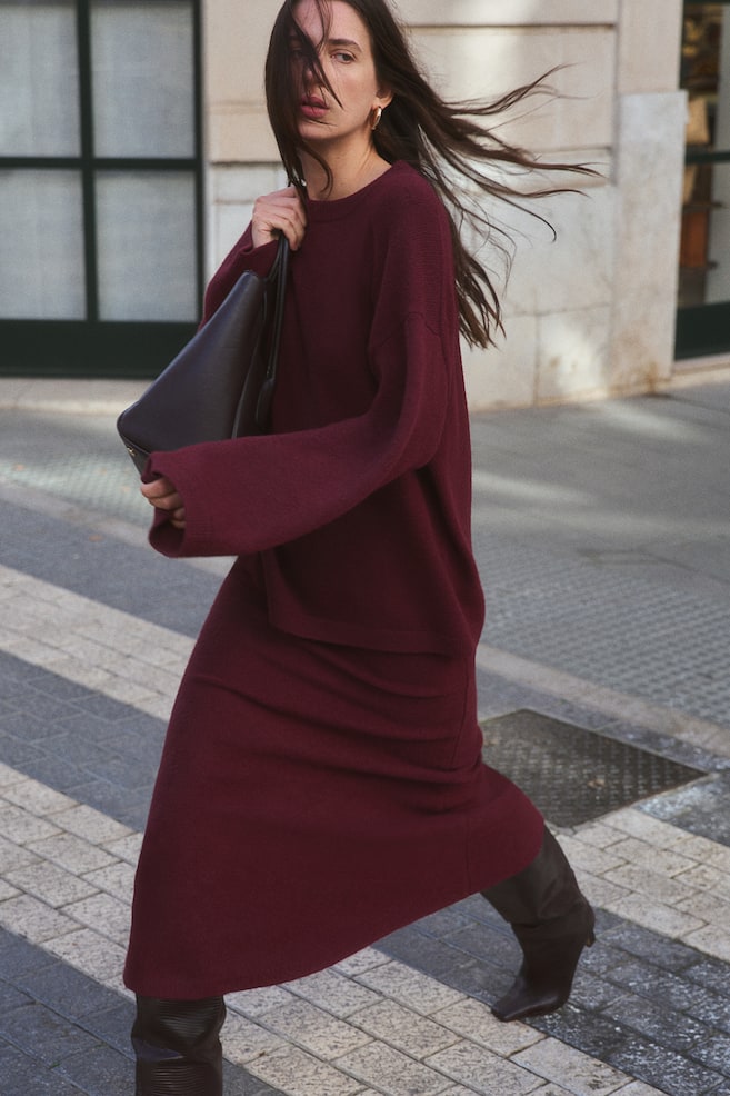 Расклешенная трикотажная юбка H&M, красный
Расклешенная трикотажная юбка H&M, красный