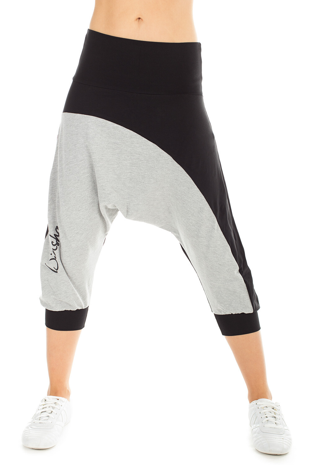 Спортивные брюки Winshape UNISEX 3/4 Harems WBE10, цвет schwarz/grey
Спортивные брюки Winshape UNISEX 3/4 Harems WBE10, цвет schwarz/grey