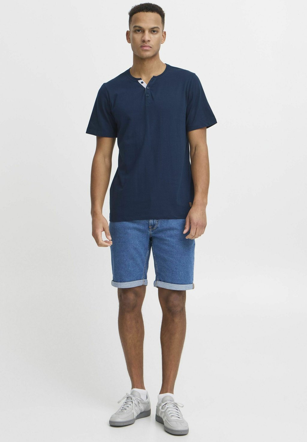 Базовая футболка BHOley 2-PACK Blend, белый
Базовая футболка BHOley 2-PACK Blend, белый