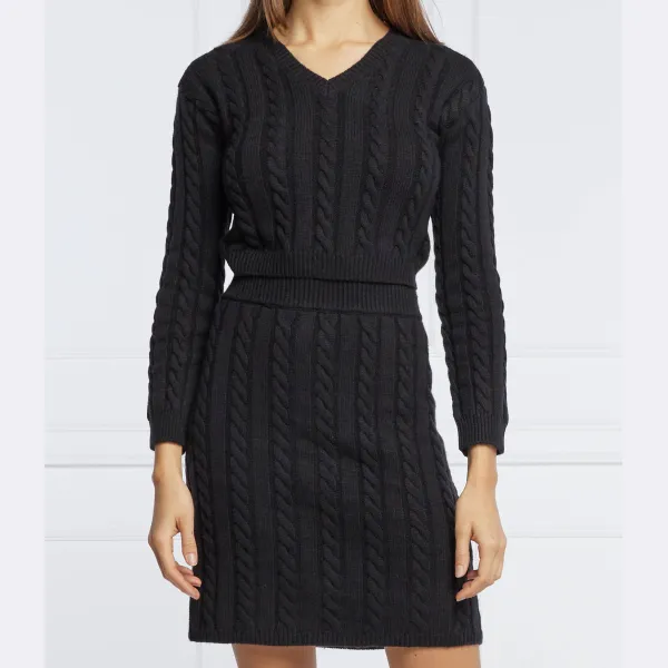 Укороченный свитер Dora с добавлением шерсти Guess, черный
Укороченный свитер Dora с добавлением шерсти Guess, черный