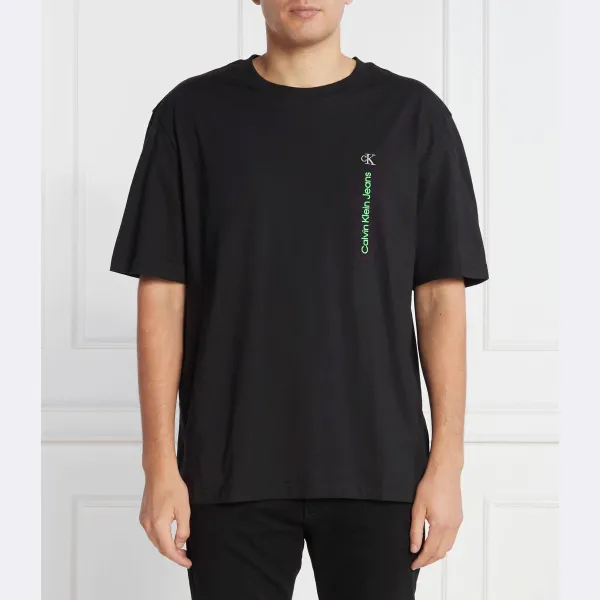 Футболка свободного кроя Calvin Klein, черный 
Футболка свободного кроя Calvin Klein, черный