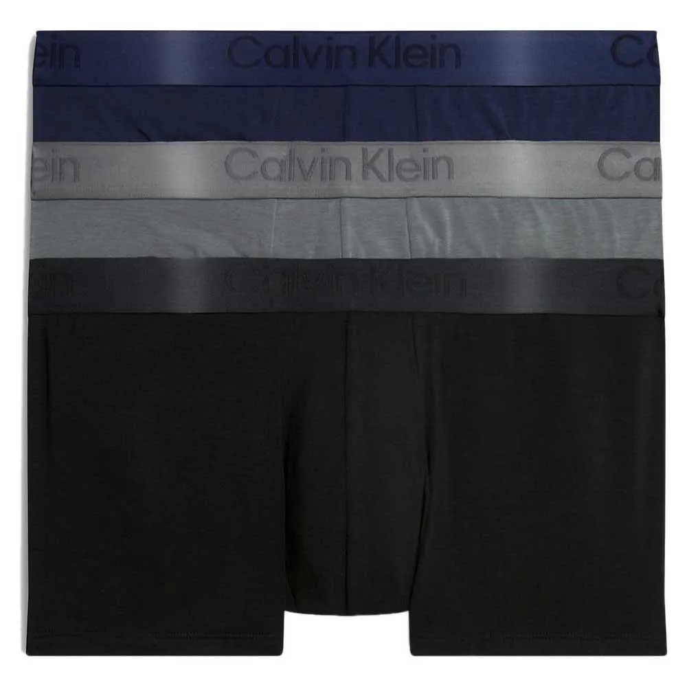 Трусы-боксеры Calvin Klein 000NB3651A 3 units, разноцветный
Трусы-боксеры Calvin Klein 000NB3651A 3 units, разноцветный
