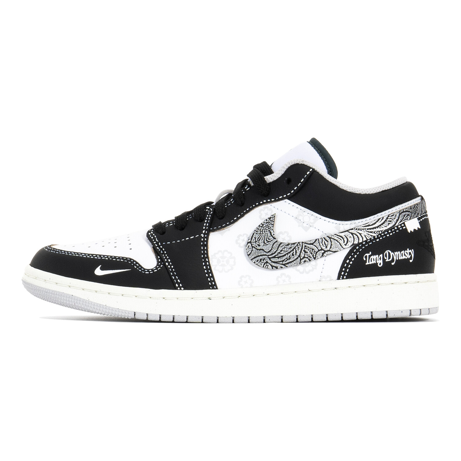 Кроссовки Air Jordan 1 Vintage Basketball Shoes Men Low-top Black/White/Silver, черный
Кроссовки Air Jordan 1 Vintage Basketball Shoes Men Low-top Black/White/Silver, черный