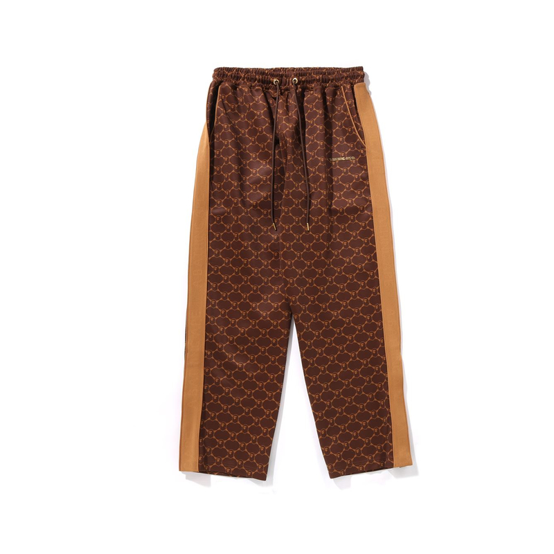 Брюки Bape College Monogram Relaxed Fit A BATHING APE, Coffee Bwx
Брюки Bape College Monogram Relaxed Fit A BATHING APE, Coffee Bwx