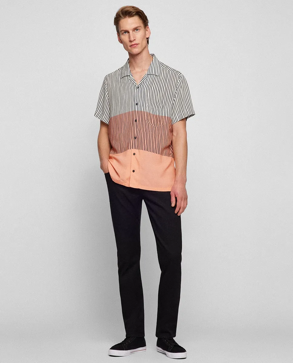 Мужские джинсы черного цвета с зауженным кроем Boss, черный
Мужские джинсы черного цвета с зауженным кроем Boss, черный