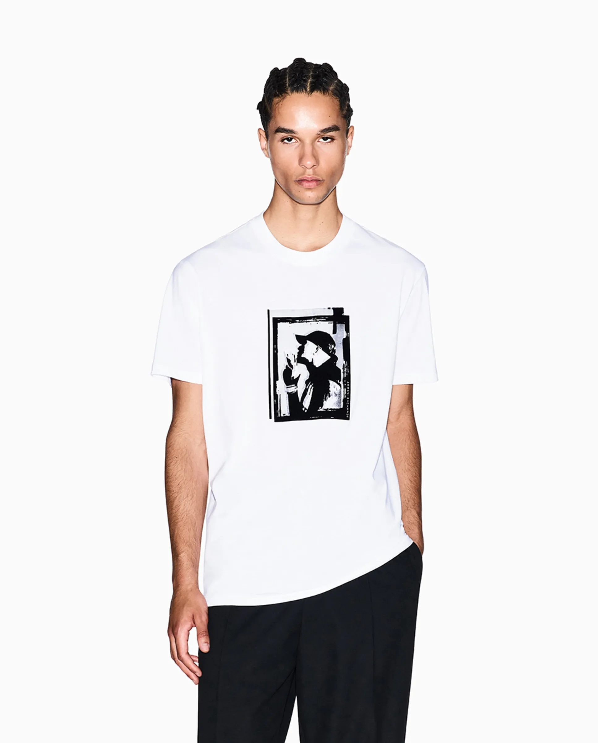 Мужская футболка с коротким рукавом и контрастным принтом Armani Exchange, белый 
Мужская футболка с коротким рукавом и контрастным принтом Armani Exchange, белый