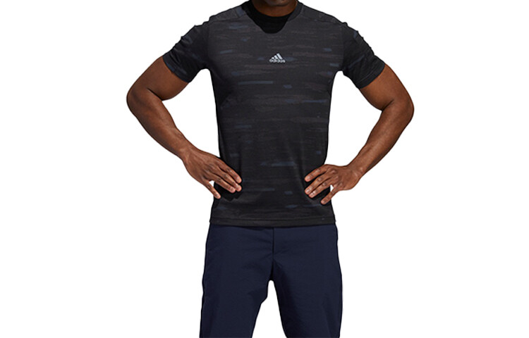 Футболка мужская черная Adidas, черный 
Футболка мужская черная Adidas, черный
