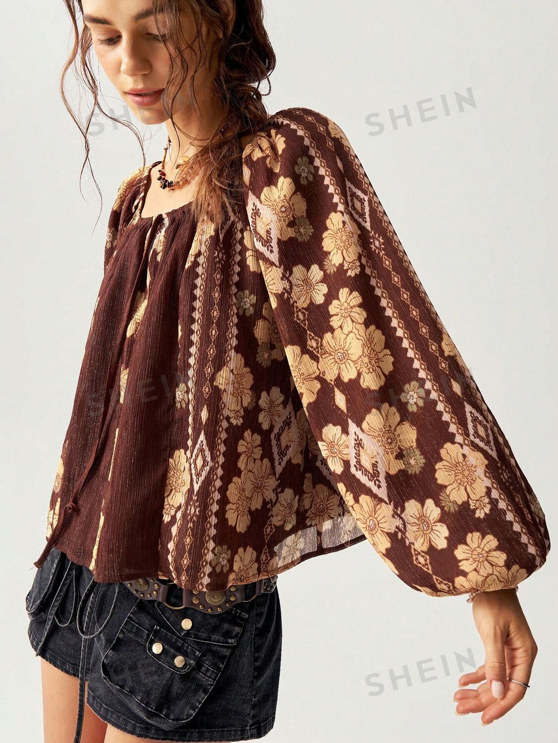 Топ с узором Boho Feels Тип талии Коричневая лоскутная ткань женская, осень Shein, мультиколор
Топ с узором Boho Feels Тип талии Коричневая лоскутная ткань женская, осень Shein, мультиколор