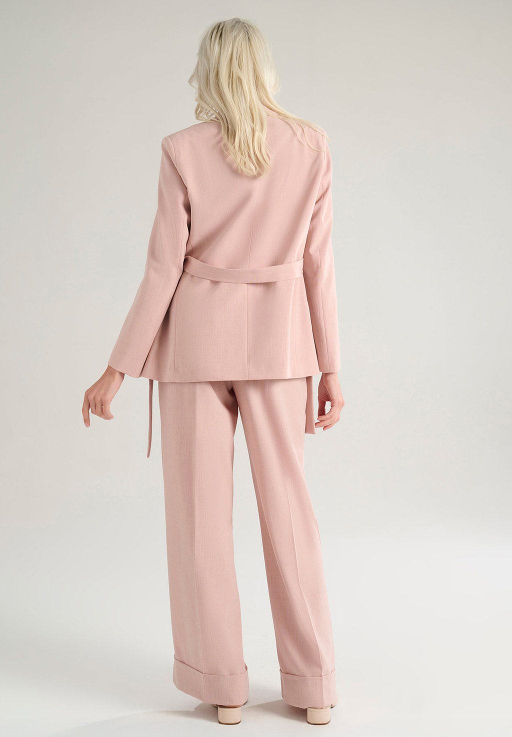 Блейзер Manila Grace, цвет Powder Pink
Блейзер Manila Grace, цвет Powder Pink