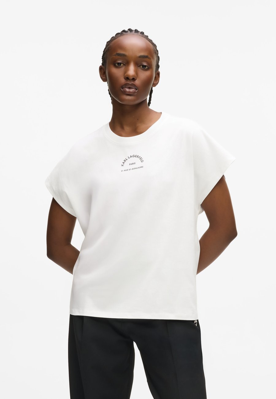 Футболка KARL LAGERFELD GLITTER, White, Белый, Футболка KARL LAGERFELD GLITTER, White
Футболка KARL LAGERFELD GLITTER, White, Белый, Футболка KARL LAGERFELD GLITTER, White