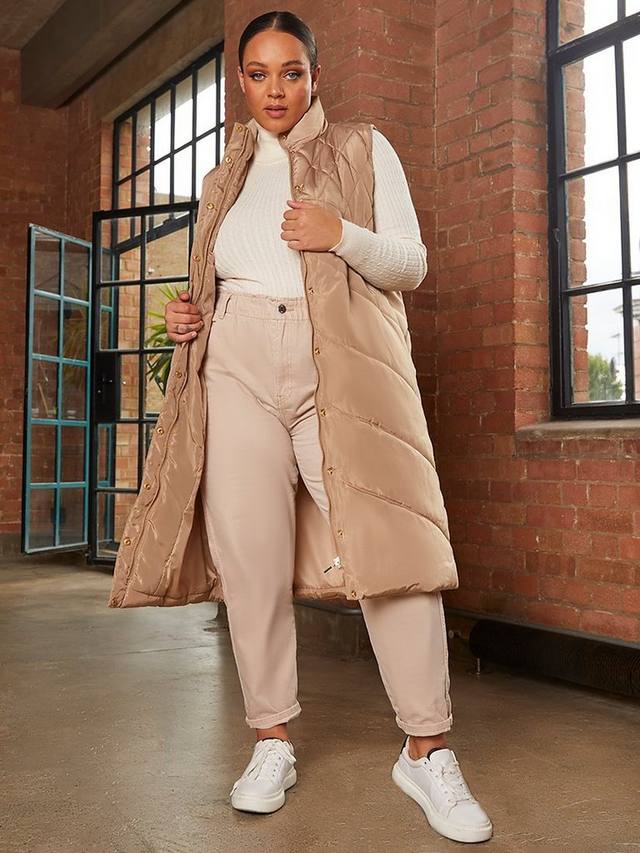 Длинный жилет с подкладкой Chi Chi London, коричневый
Длинный жилет с подкладкой Chi Chi London, коричневый