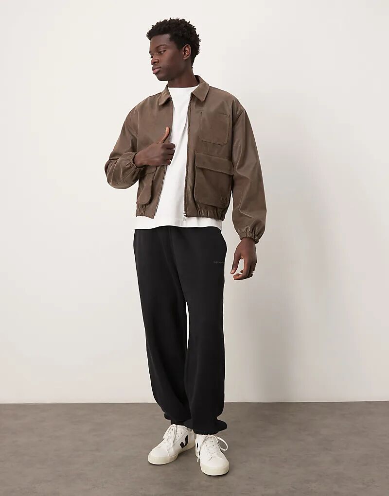 Джоггеры с манжетами на шнурке черного цвета Abercrombie & Fitch
Джоггеры с манжетами на шнурке черного цвета Abercrombie & Fitch